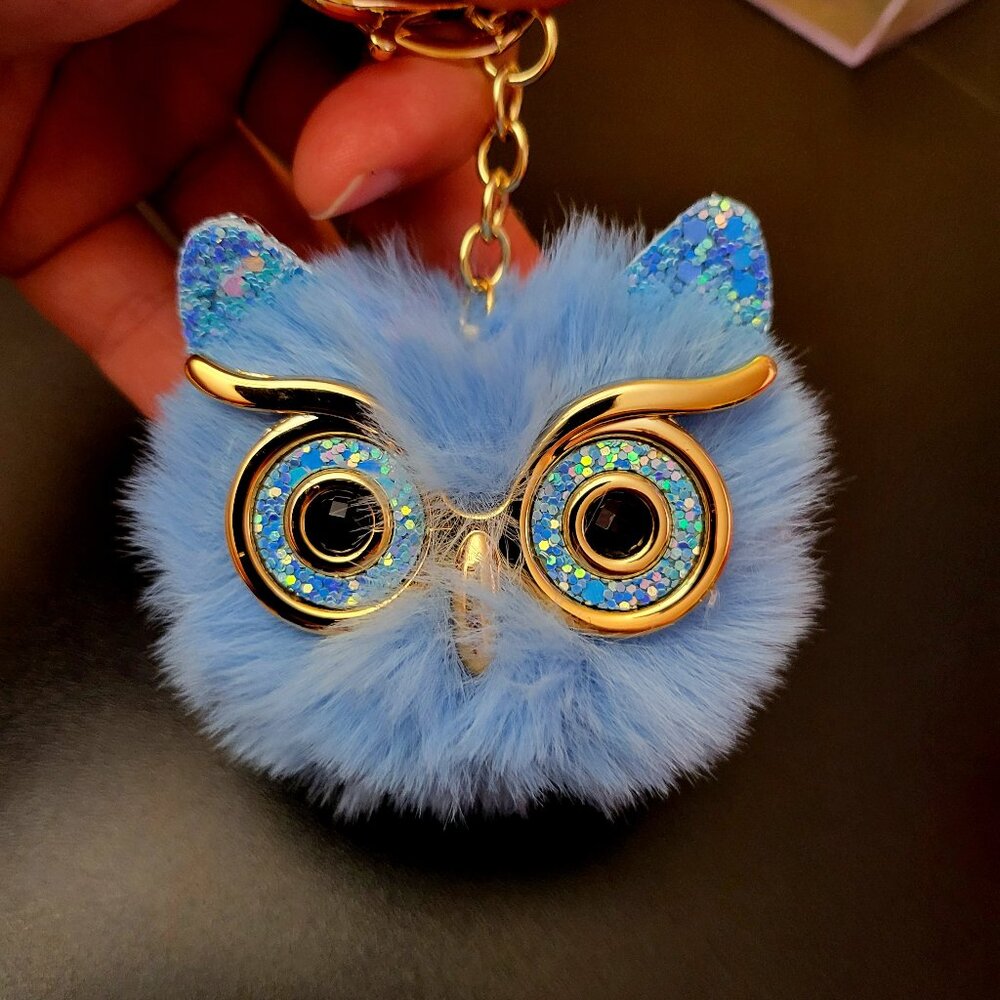 NWOT Owl with Gold Glasses & Keychain/Clip - Light Blue